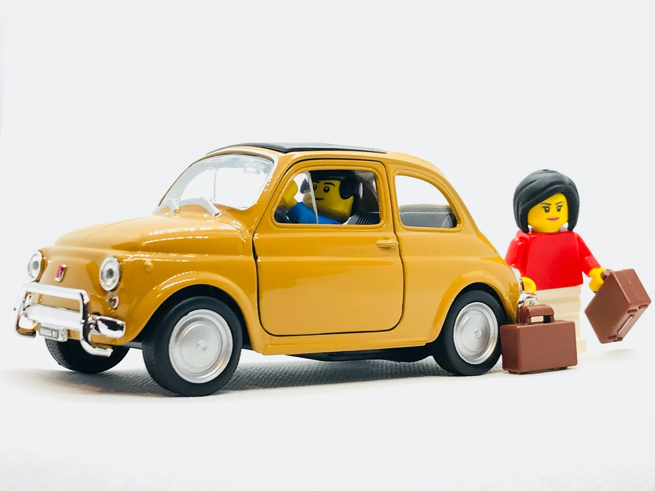Nuove regole in arrivo per gli over 65 obbligatorio un nuovo accessorio in auto Immagine selezionata