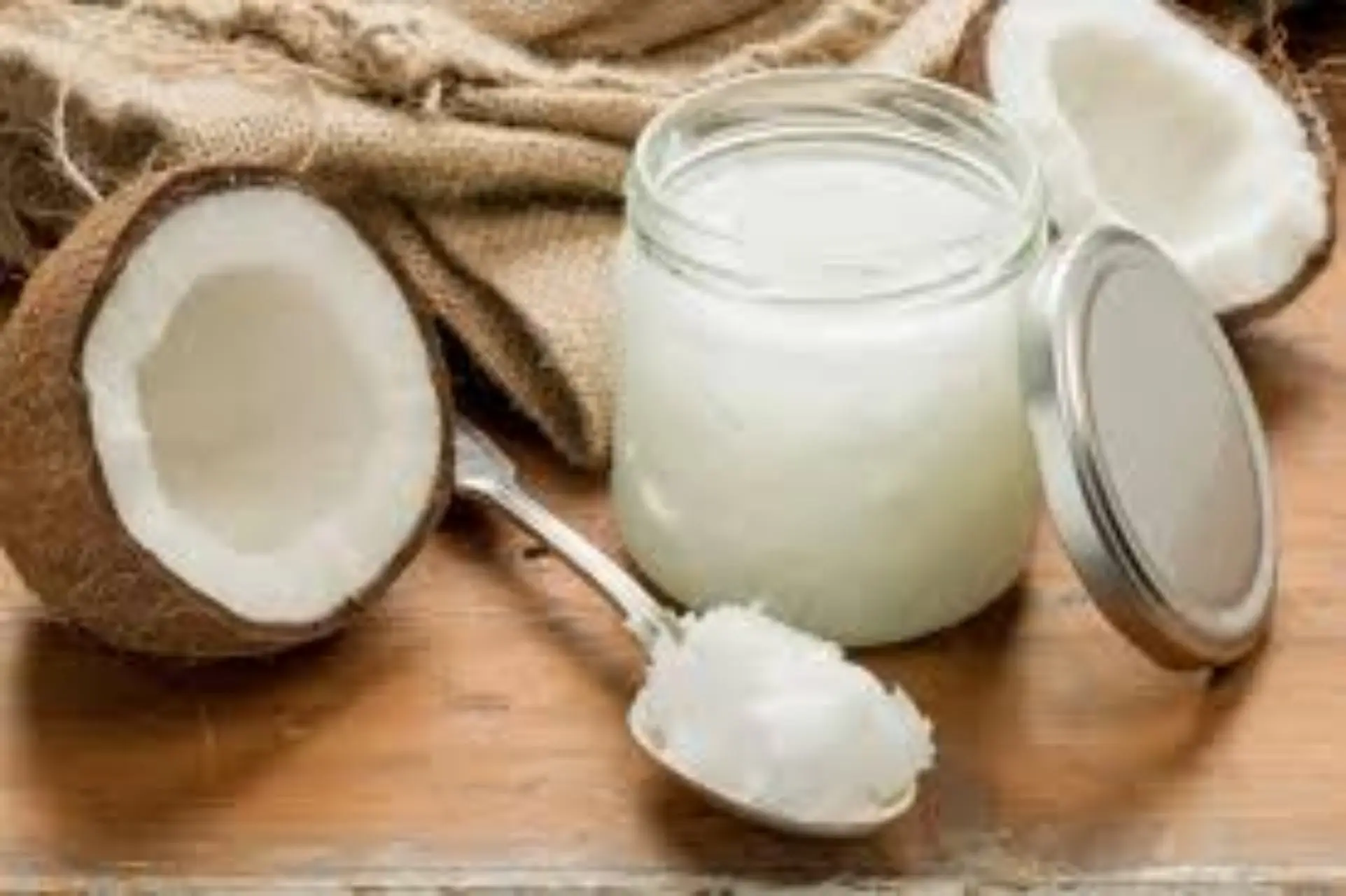 Olio di cocco, i consigli per stimolare il metabolismo Olio di cocco, i consigli per stimolare il metabolismo