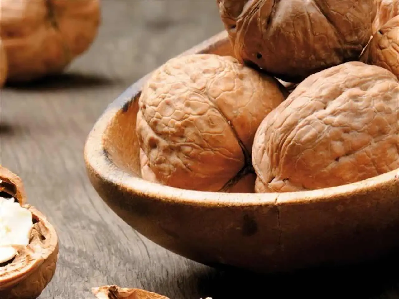 Colesterolo sotto controllo con il consumo quotidiano di noci Colesterolo sotto controllo con il consumo quotidiano di noci