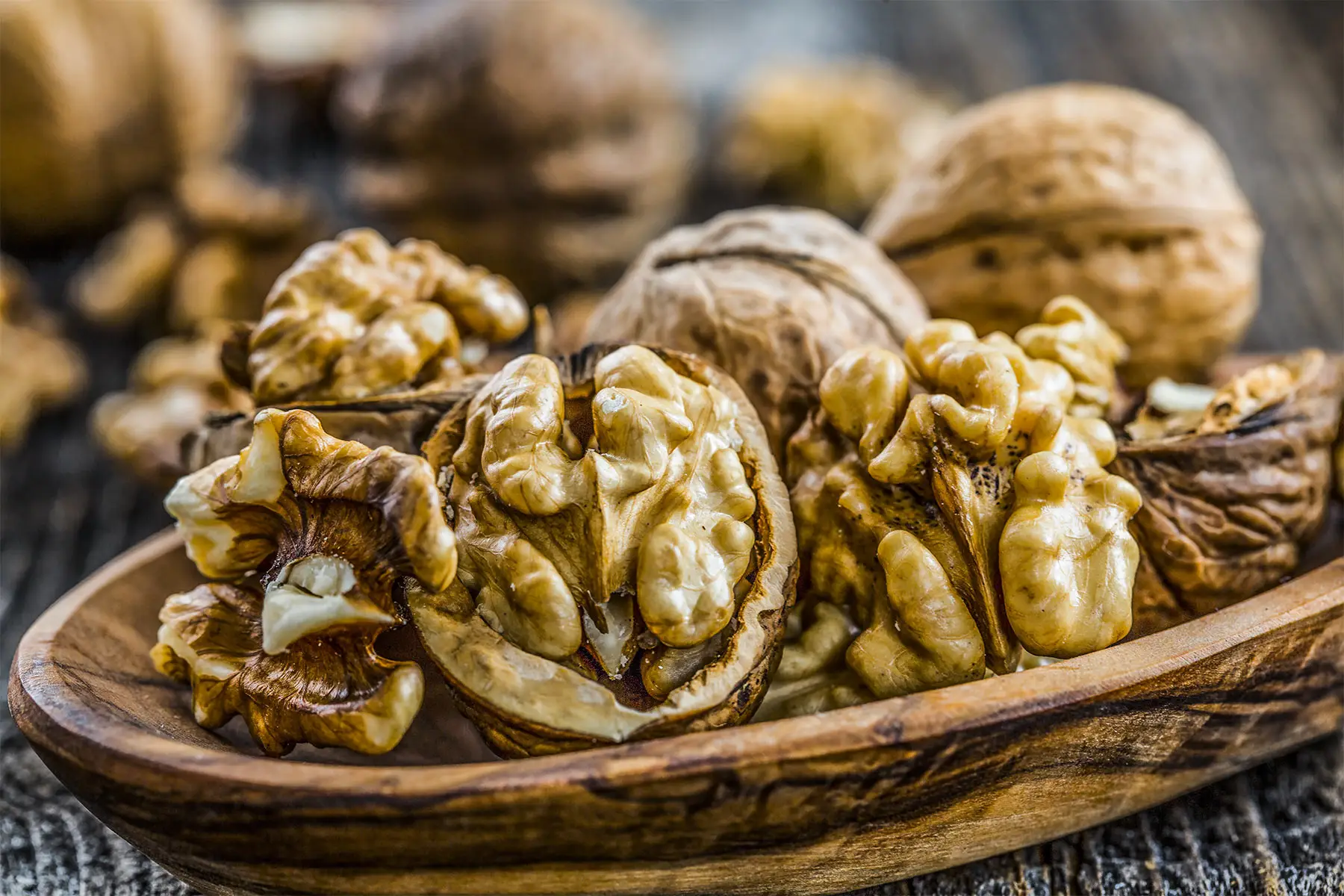 Colesterolo sotto controllo con il consumo quotidiano di noci Colesterolo sotto controllo con il consumo quotidiano di noci